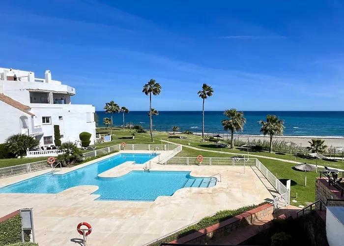 Sunrise Front - Del Mar Apartment Casares