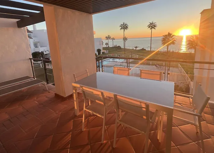Apartment Sunrise Front - Del Mar Casares